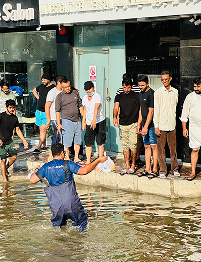 Humanitarian Response 2024 Sharjah Flooding CrisisArada x UAE Rescue Team x Sharjah Social Services x Sharjah Housing Authority x Abu Dhabi National Hotels
