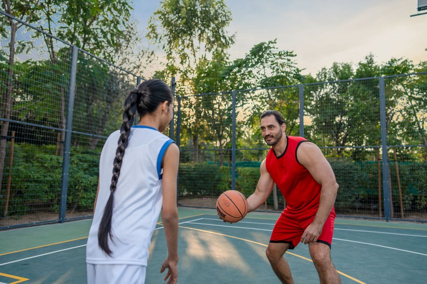 Sports park, basketball and padel courts