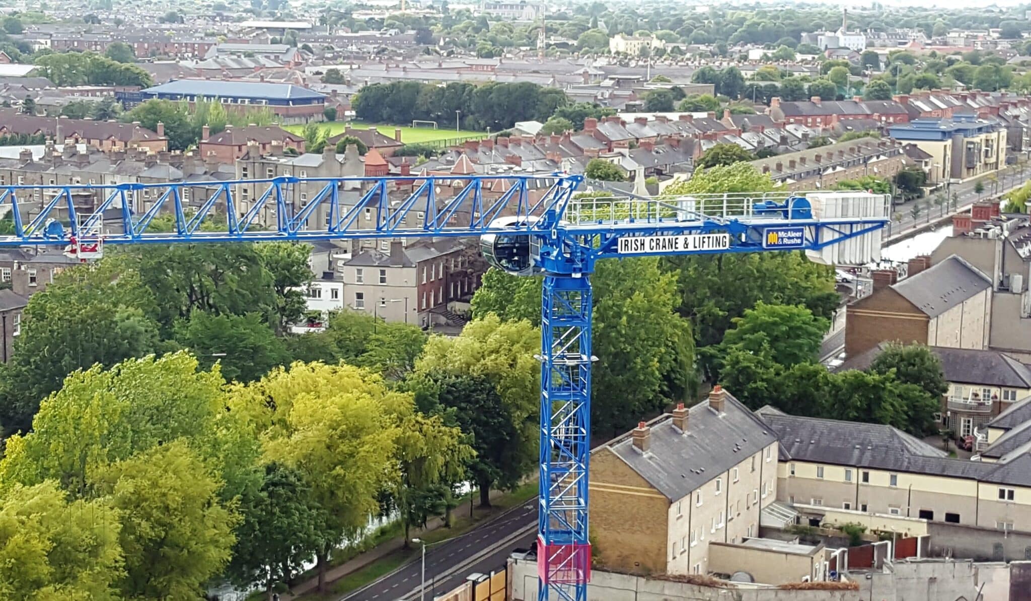 Construction Global: Irish Cranes erects new Raimondi MRT223 tower crane in Dublin