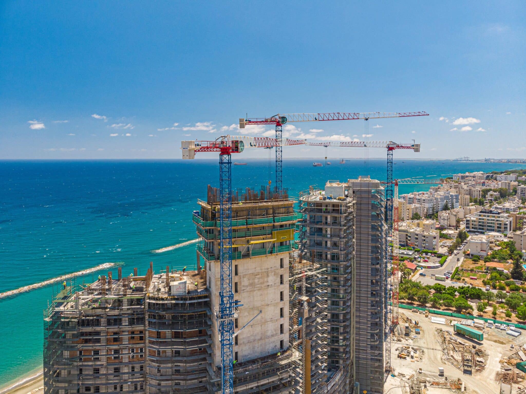 Cranes Today: Raimondi flat tops in Cyprus