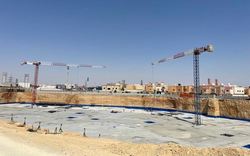 Raimondi marks 70 cranes sold in Saudi Arabia