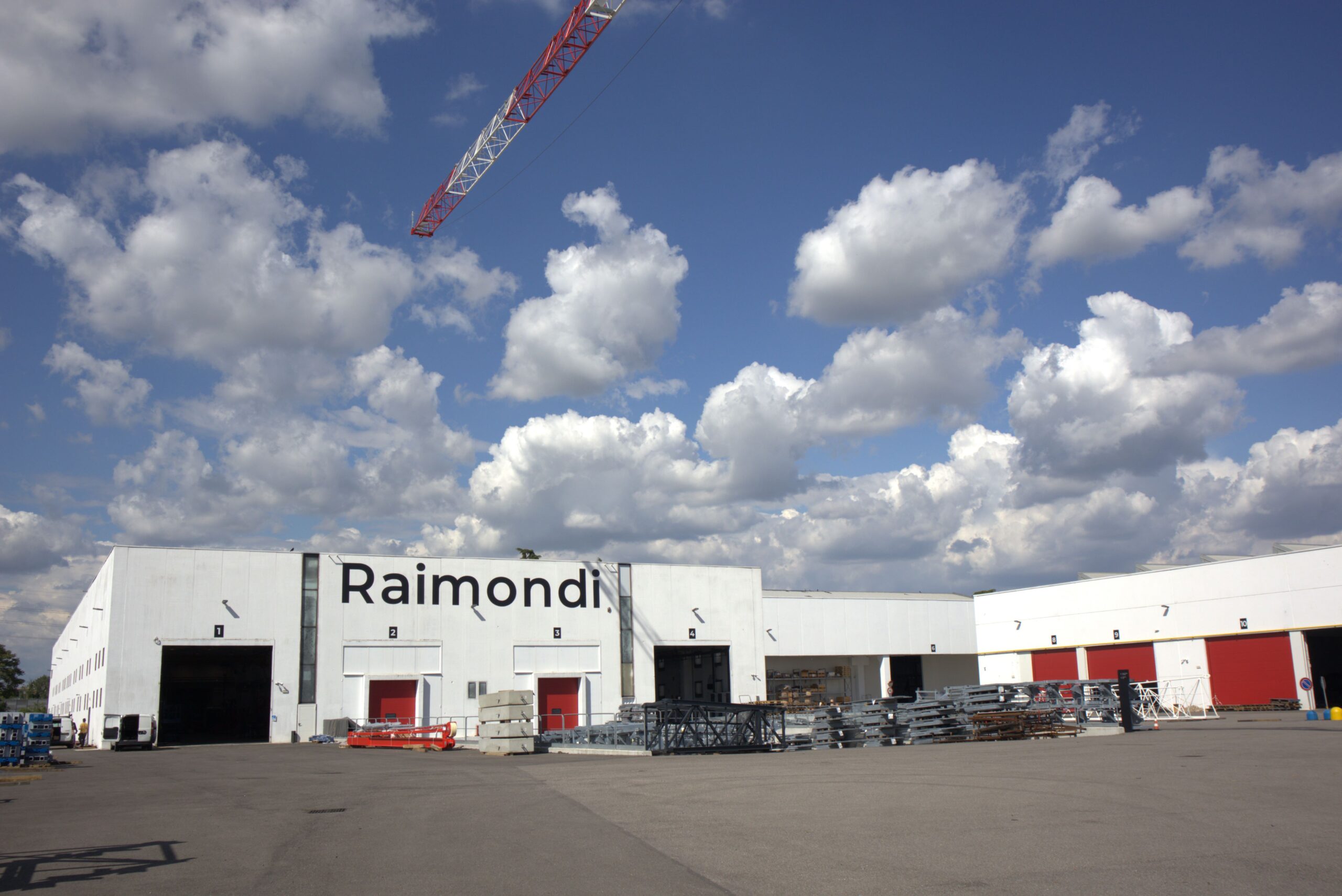 Raimondi Cranes strengthens key organizational segments with strategic new recruits