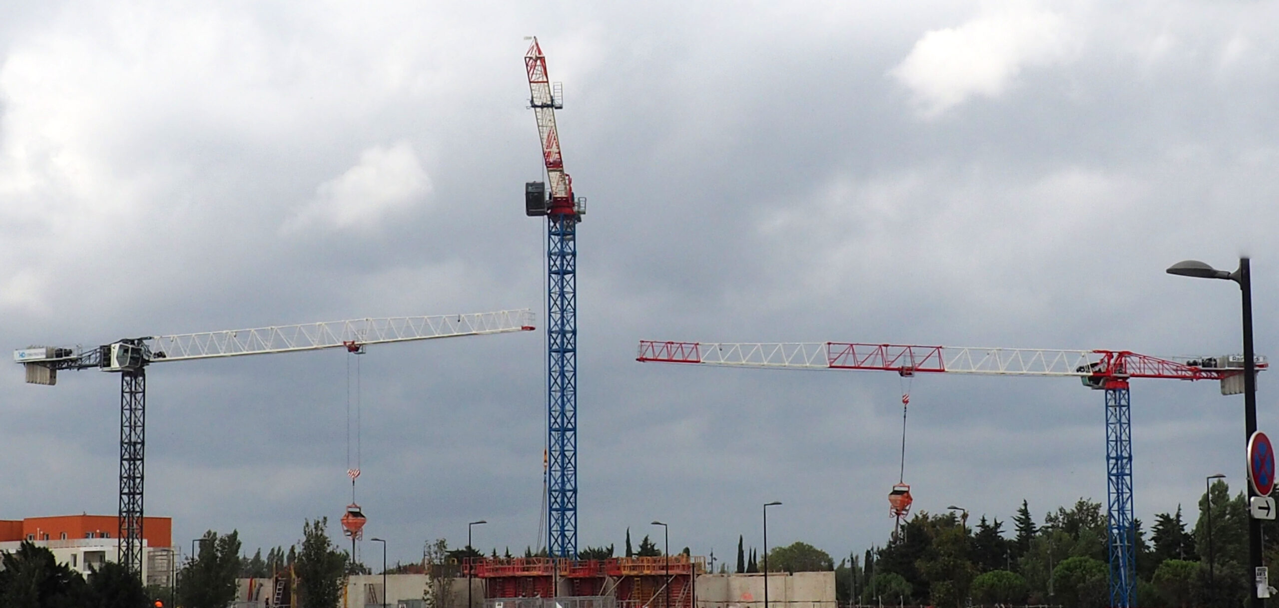 GPMat International takes delivery of two Raimondi T147s for a residential development in the South of France