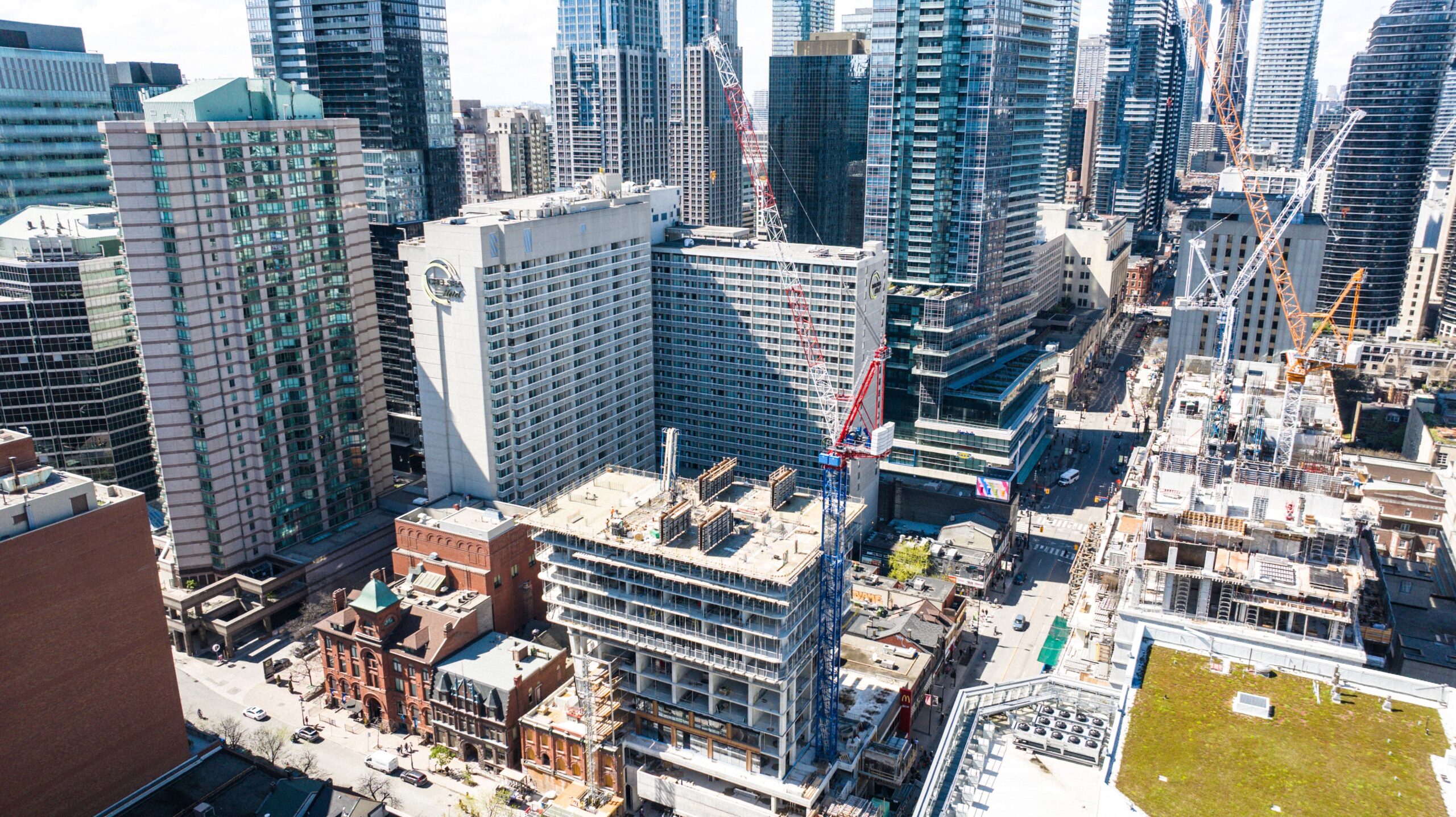 Raimondi LR273 drives Toronto’s newest worldclass high-rise development