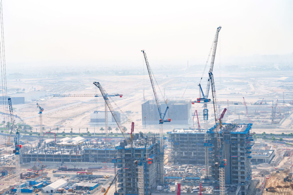 Raimondi luffing jib cranes and Terex Tower Cranes captured heavyliftin