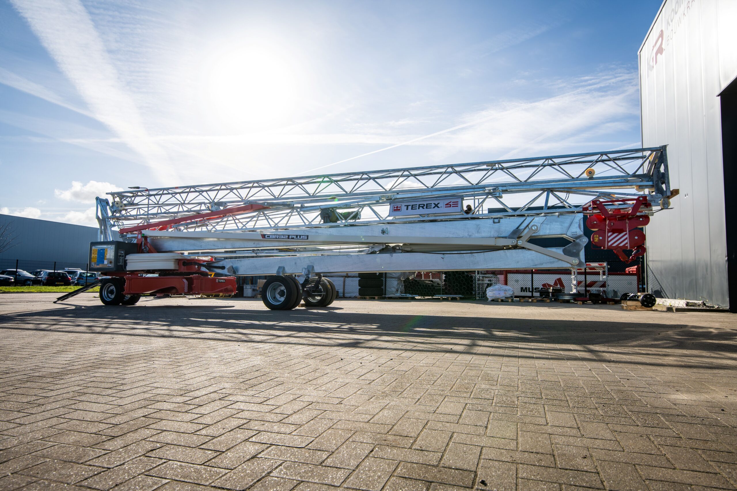 Kooiker & Russcher Bouwkranen purchases 12 new Terex self-erecting cranes for Netherlands operations